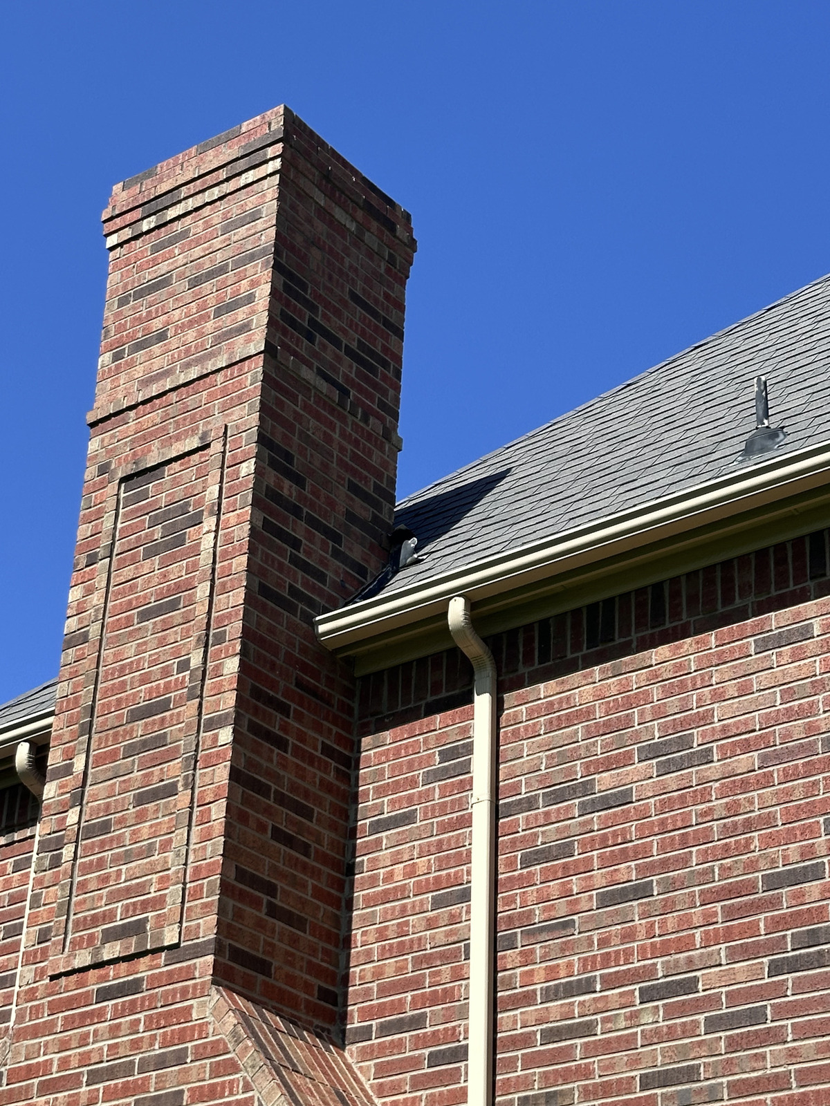 Professional mortar restoration and tuckpointing process – expert brick repair techniques used in Fort Worth, Texas masonry work